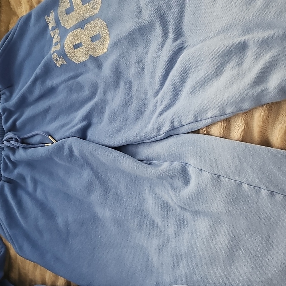 NWOT PINK Victoria's Secret Light Blue Gradient Zip-Up Hoodie - Picture 6 of 7